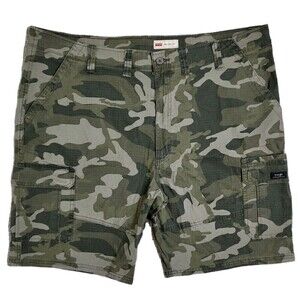 NWT Wrangler Cargo Short Ripstop Tech Pocket Light Stretch Green Camo Men's 46